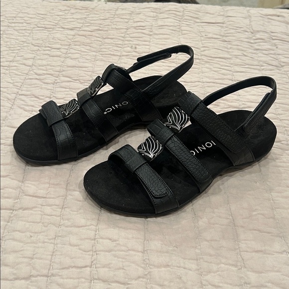 Vionic Women's Amber  Sandal Size 7 - Picture 3 of 8